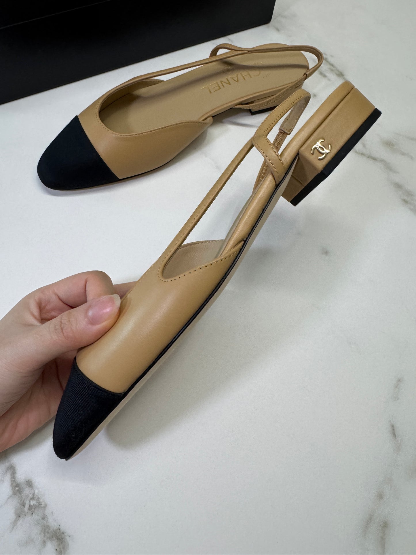 CHANEL 經典款 Slingback 娟布頭 Beige