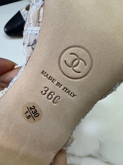 CHANEL 22P蕾絲字母 Slingback
