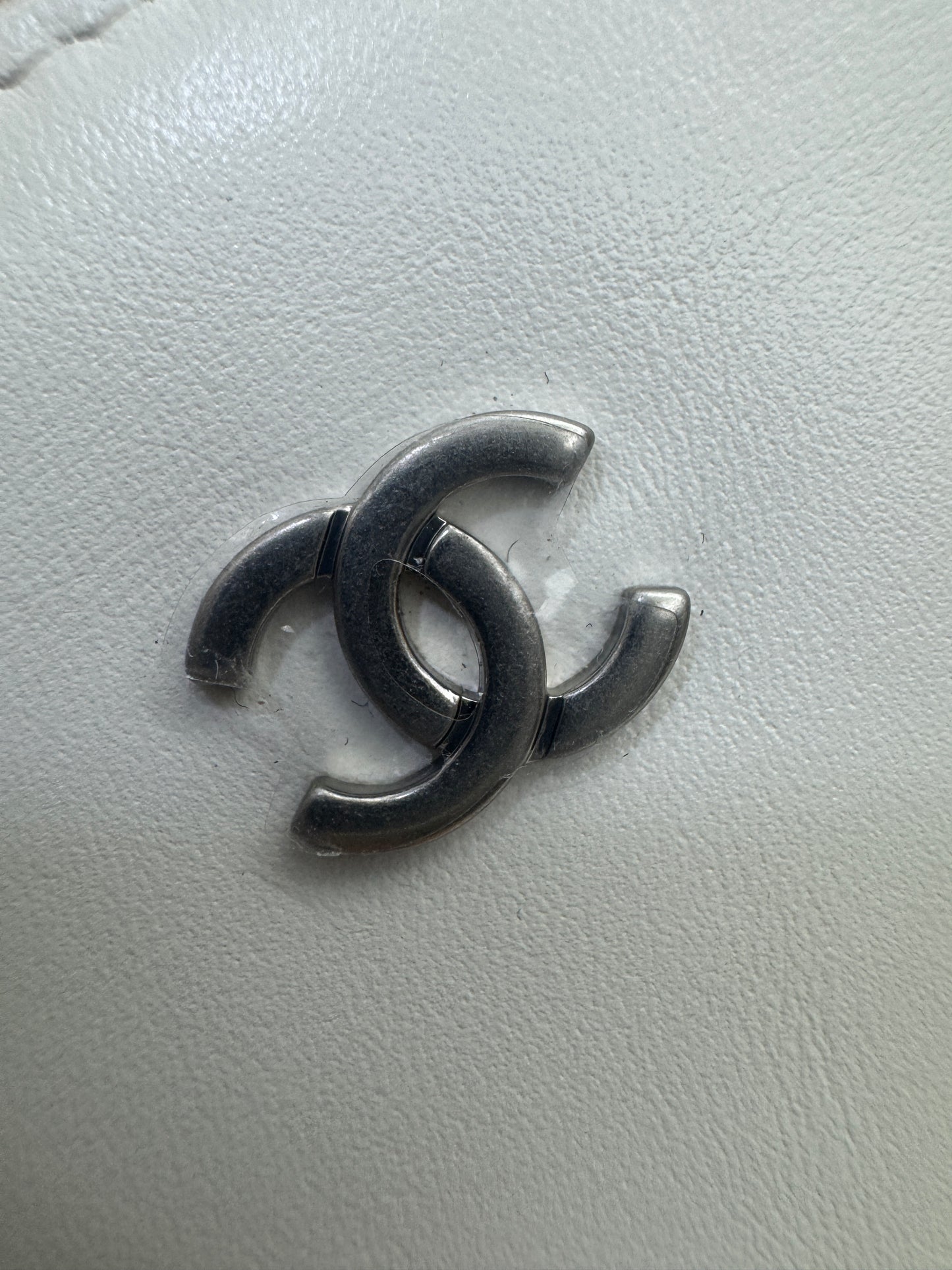 CHANEL 22Bag Small 白銀
