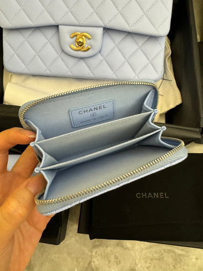 CHANEL 經典拉鏈卡包 寶寶藍23P