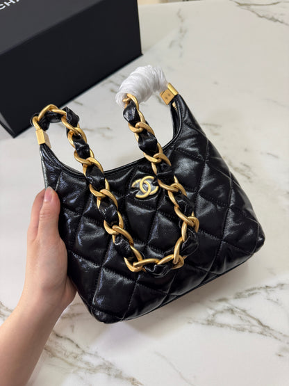 CHANEL 24A Hobo 小號 油臘皮黑色