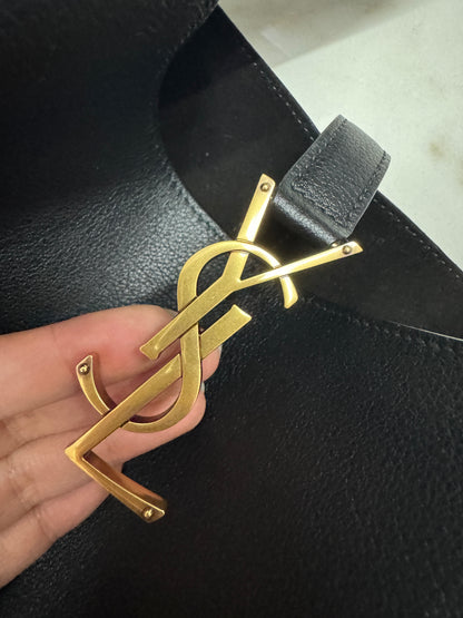 YSL LE 5 A 7 Hobo Large