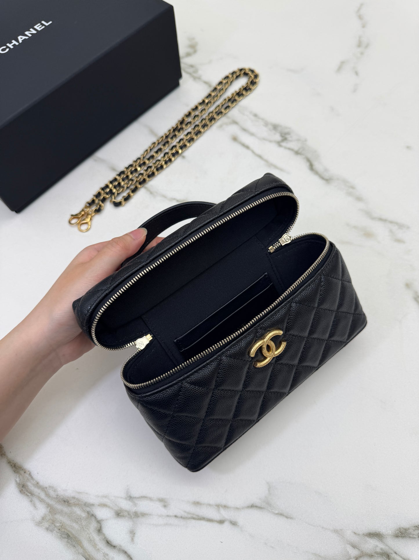 CHANEL 25P 拉絲金扣 LP盒子包