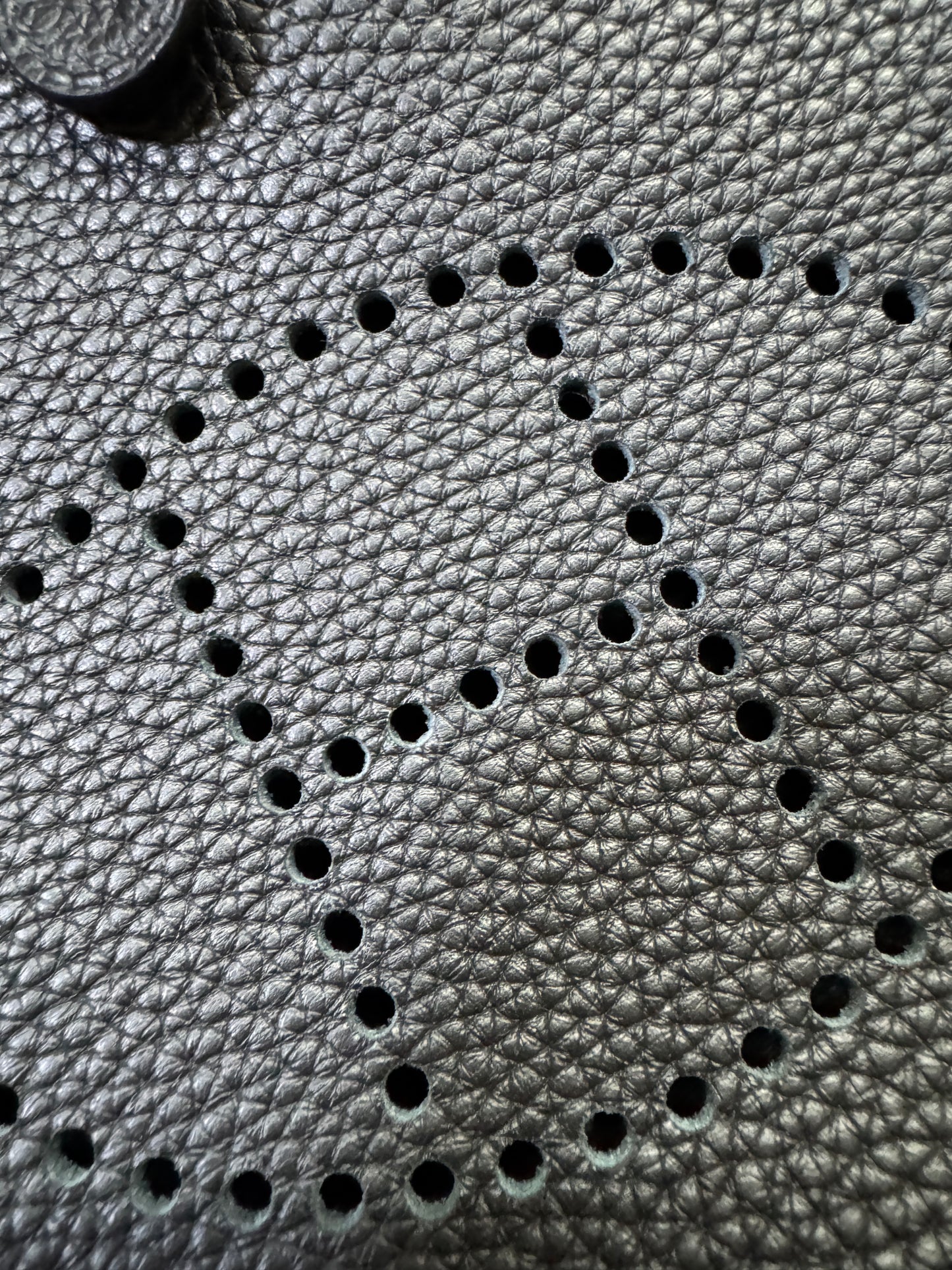 HERMES Mini Evelyn Noir GHW