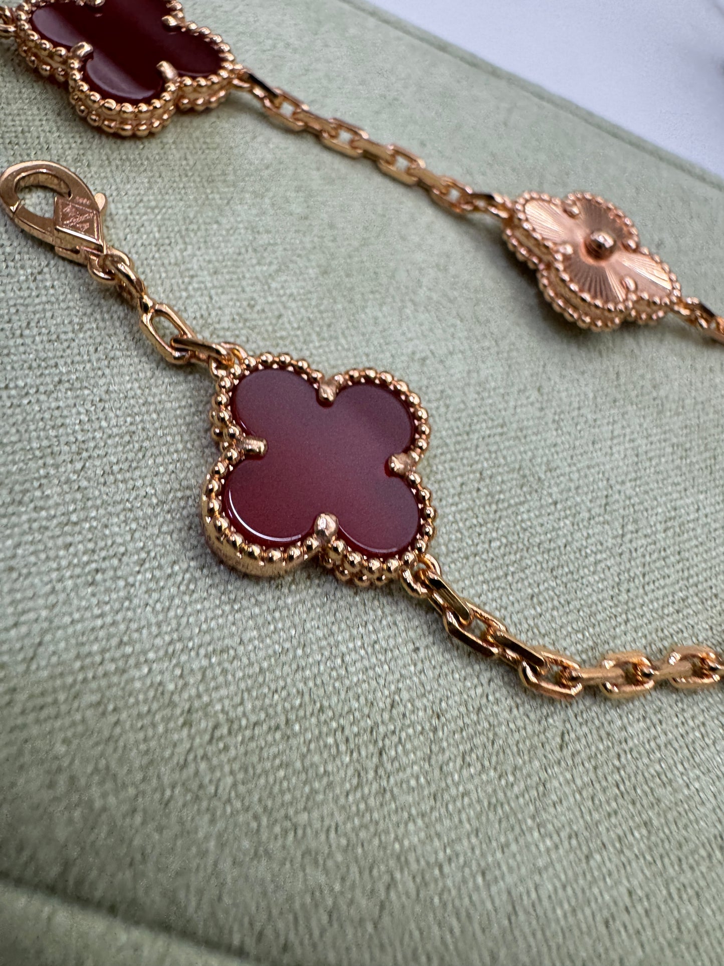 VCA Vintage Alhambra Bracelet 紅玉髓玫瑰金鐳射