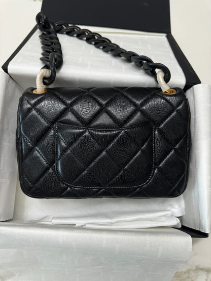 CHANEL 24P粗皮鏈hobo Jennie同款