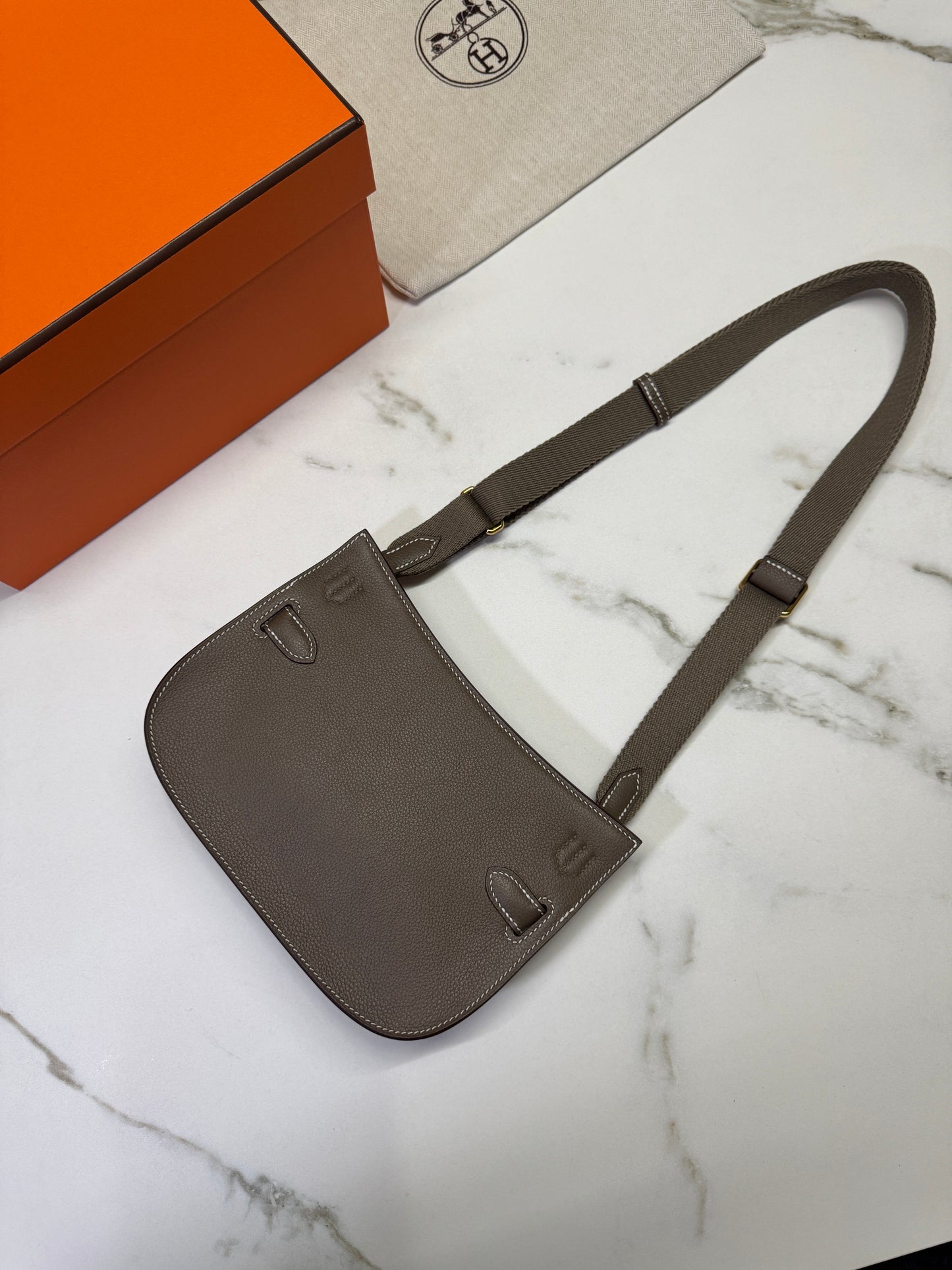 HERMES Jypsiere Mini 大象灰 金扣 evercolor 18 etoupe GHW