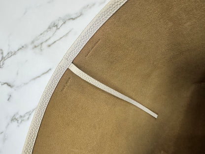 THE ROW N/S Park 奶白色 Medium