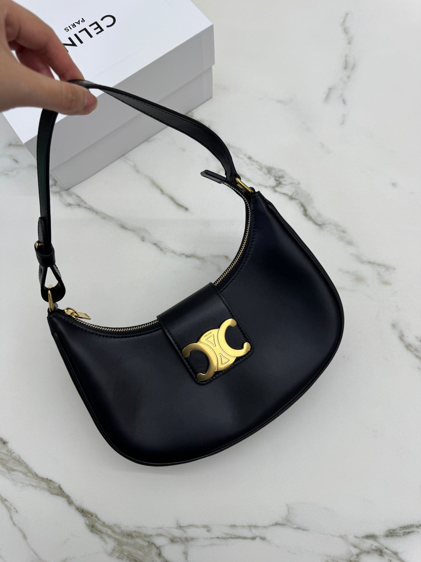 CELINE Ava Triomphe Hobo