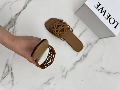LOEWE Anagram Sandals 卡其棕