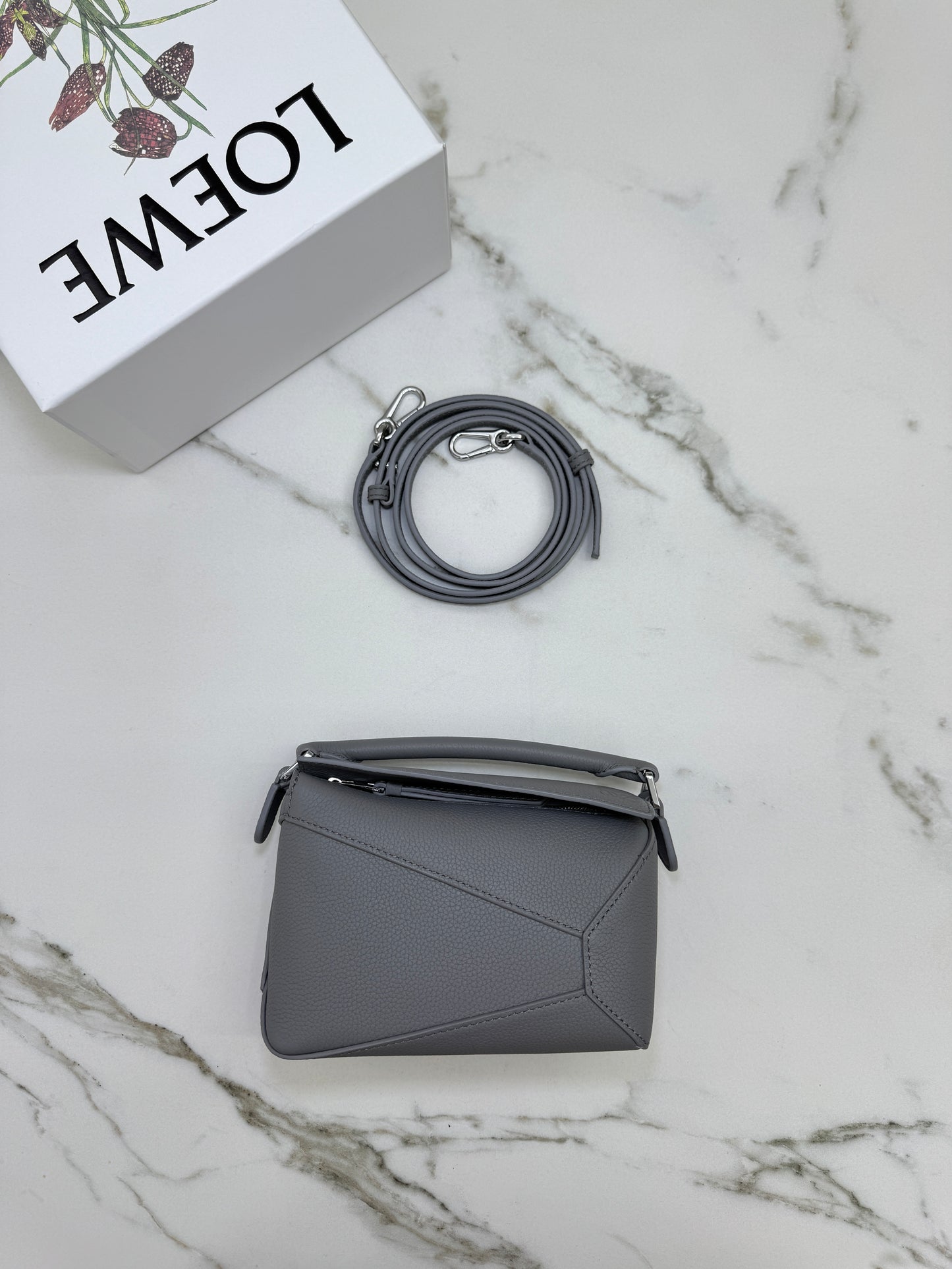 LOEWE Mini Puzzle 珍珠灰