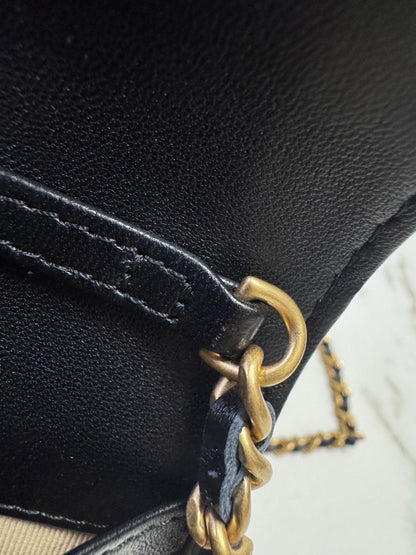 CHANEL woc 24A 琺瑯調節扣 羊皮 黑