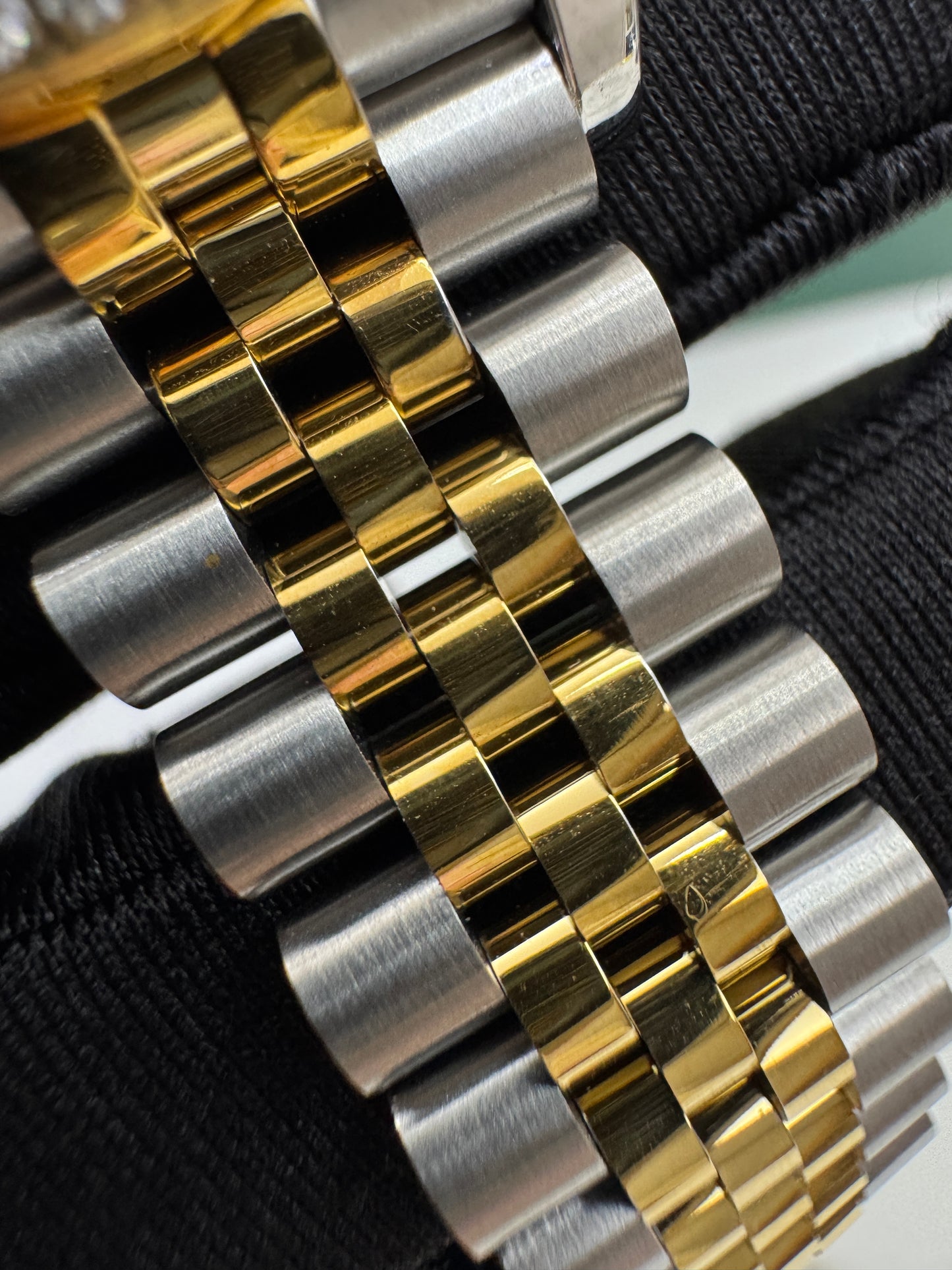 ROLEX Date Just 31mm 橄欖綠鑽圈鑽盤 真鑽版