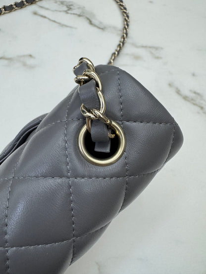 CHANEL Mini CF 深灰色羊皮淺金扣
