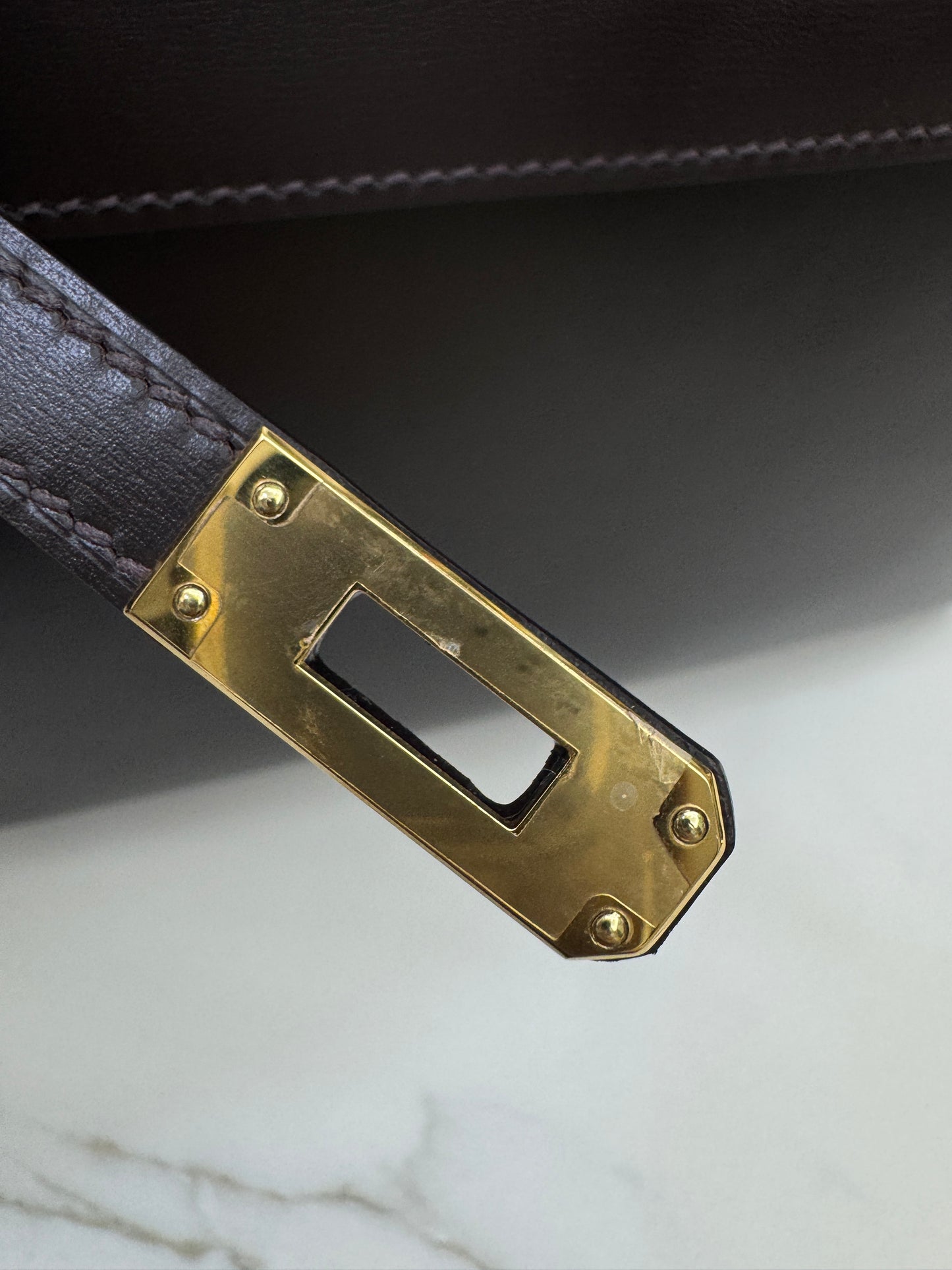 HERMES Kelly 25 烏木色Box皮金扣 外縫 Ebene Box Leather Seilier GHW