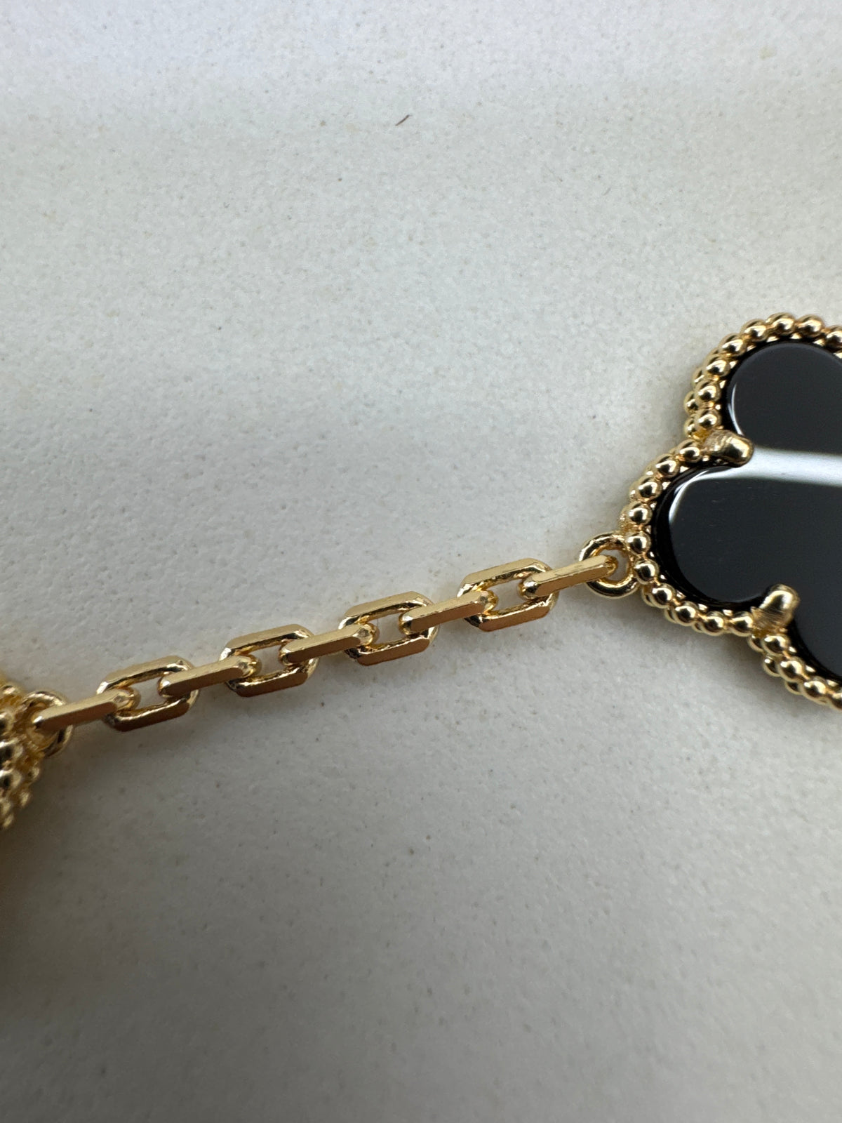 VCA Vintage Alhambra Bracelet 黑玉髓