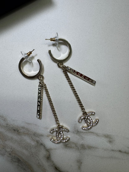 CHANEL 21P 淺金色流蘇耳環