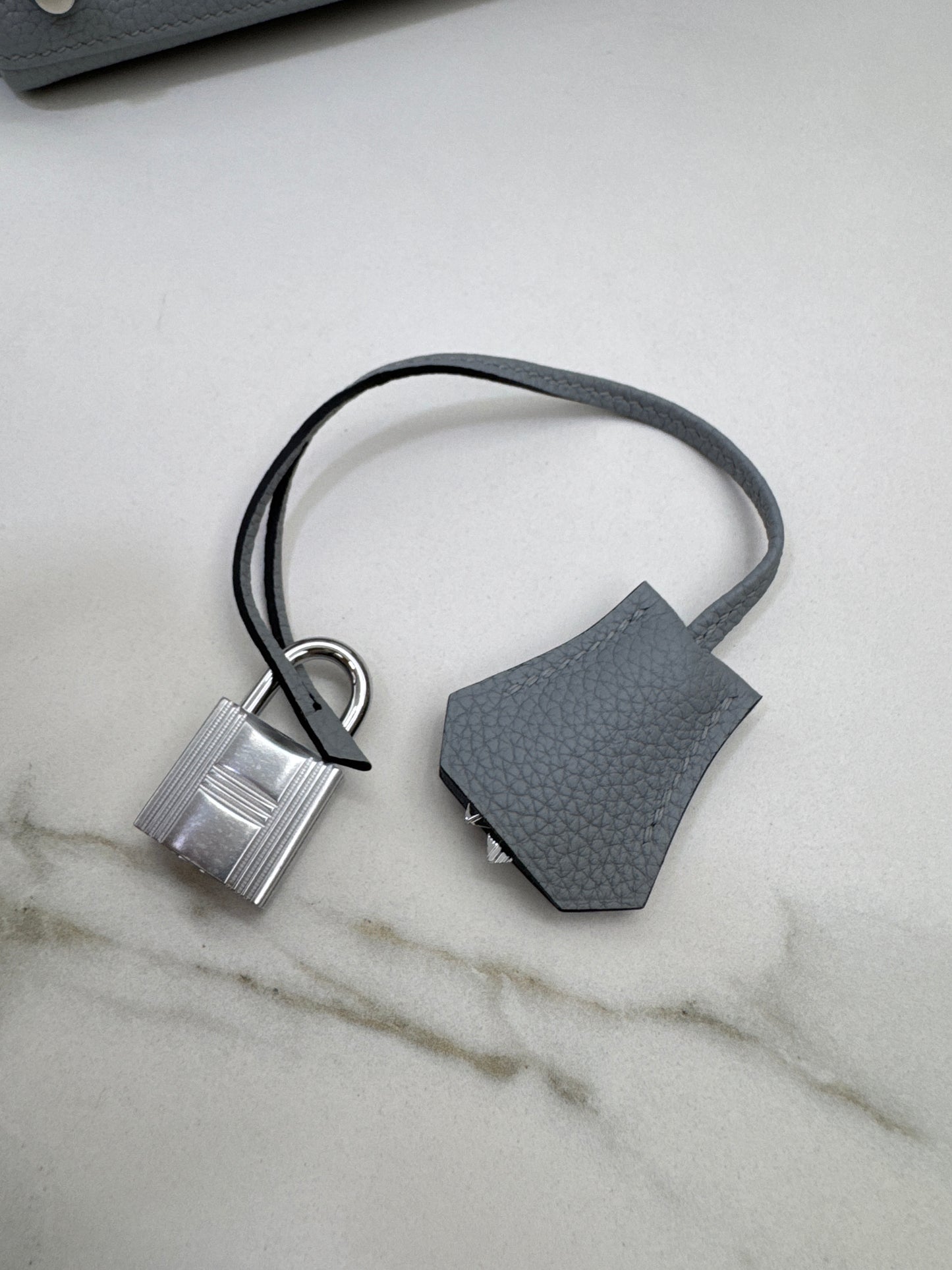 HERMES Kelly 25 Togo內縫 木偶灰銀扣 Gris Pantin PHW