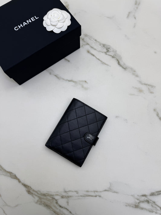 CHANEL 25K Passport Holder So Black