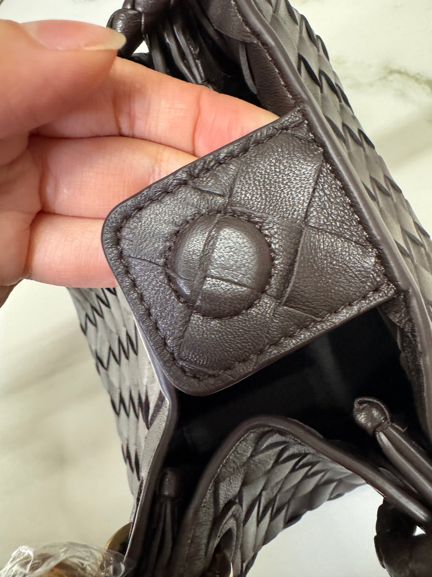 BV 降落傘包 黑棕色 Parachute Small Fondant