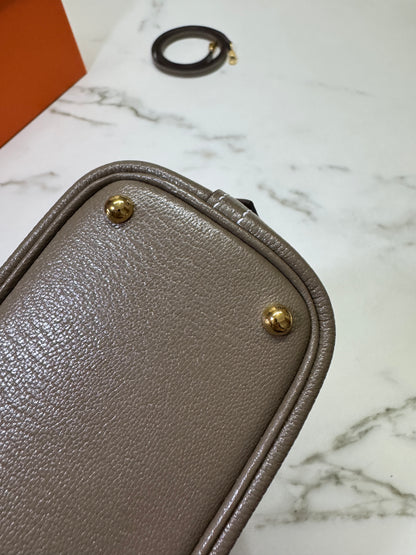 HERMES Mini Bolide 大象灰山羊皮 金扣