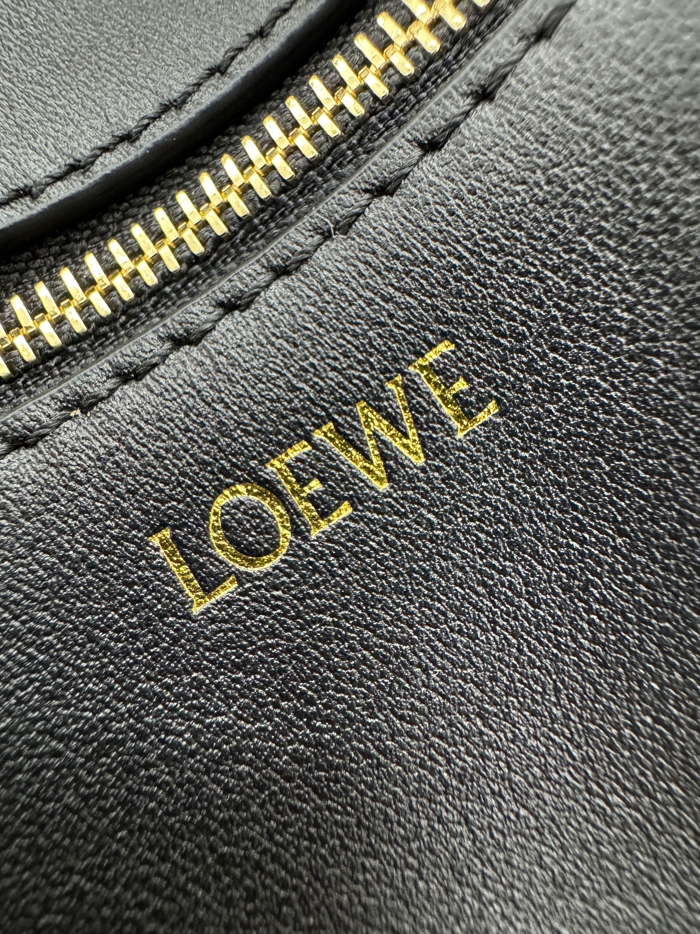 LOEWE Puzzle Fold Pouch Black