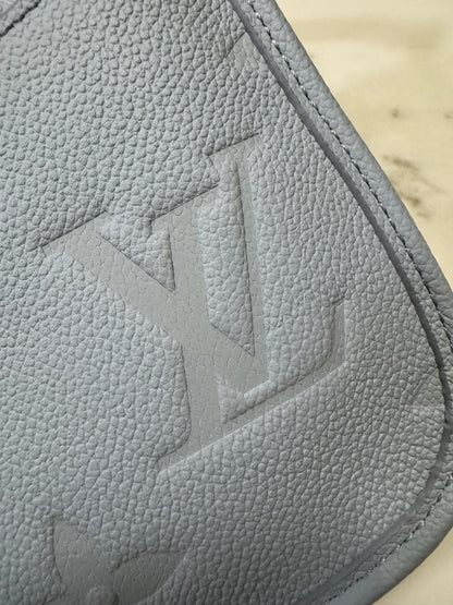 LV Diane 全皮粉藍 Baby Blue