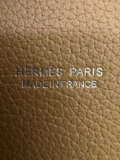 HERMES Kelly Danse 奶茶色銀扣 Chai Evercolor PHW