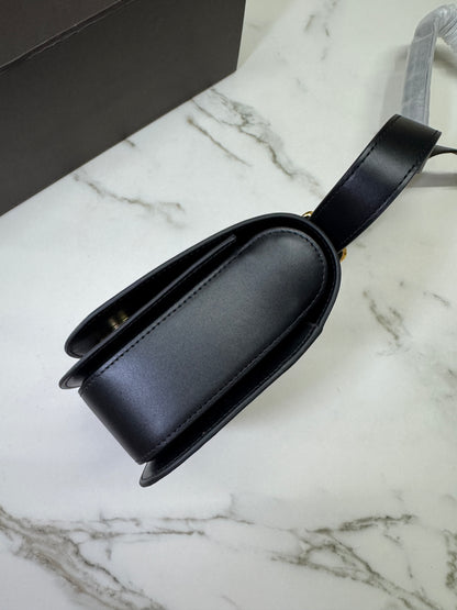 DELVAUX Lingot Shinny Calfskin