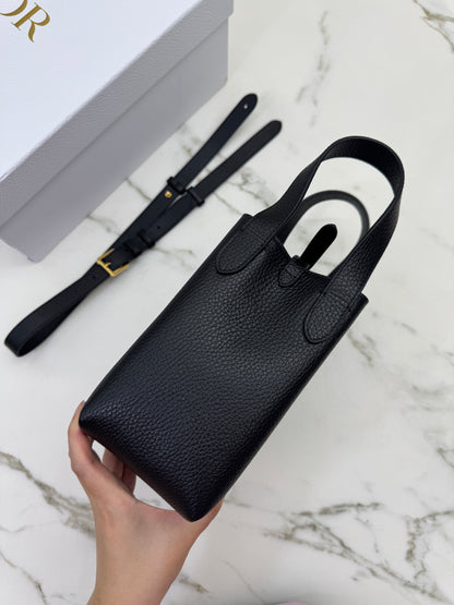 DIOR Signature 全皮小水桶