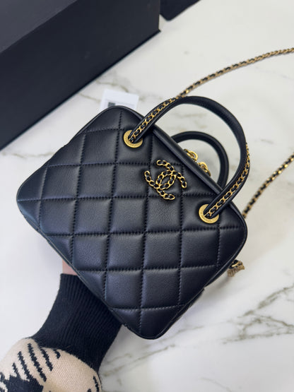 CHANEL 25C 19系列相機包