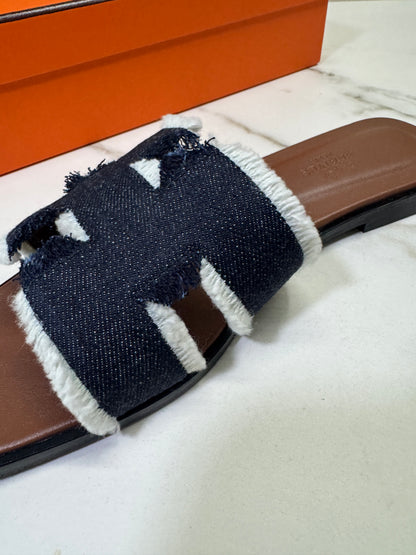 HERMES Oran 深藍牛仔拖鞋