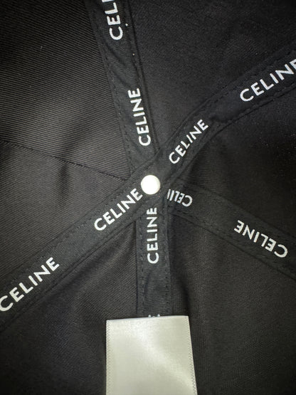 CELINE 字母鴨舌帽