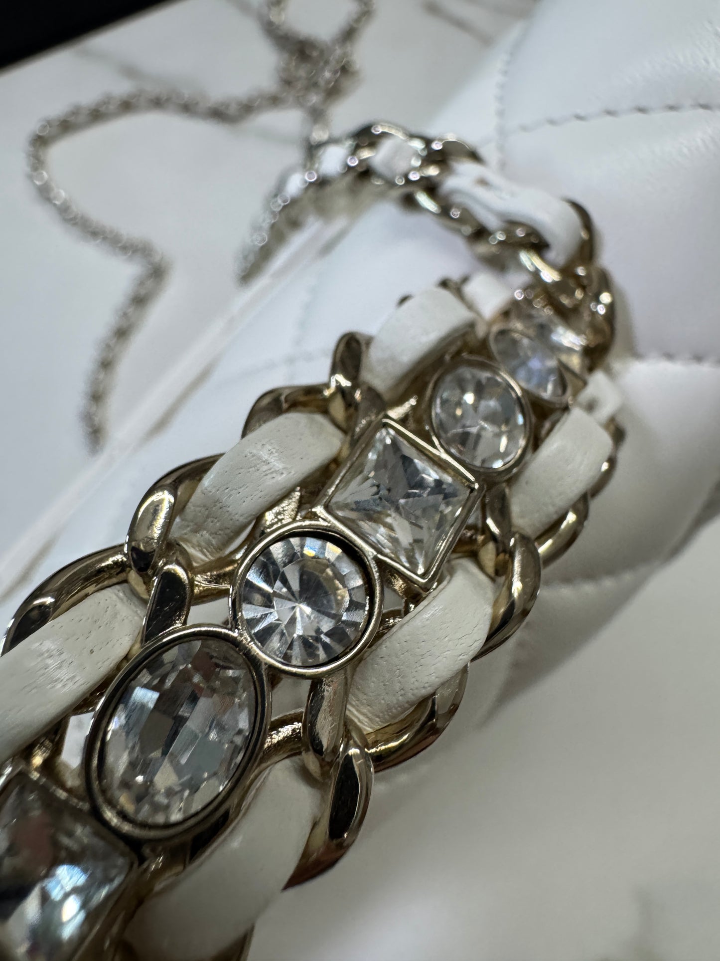 CHANEL 23A水鑽手柄 Mini CF Handle 白色