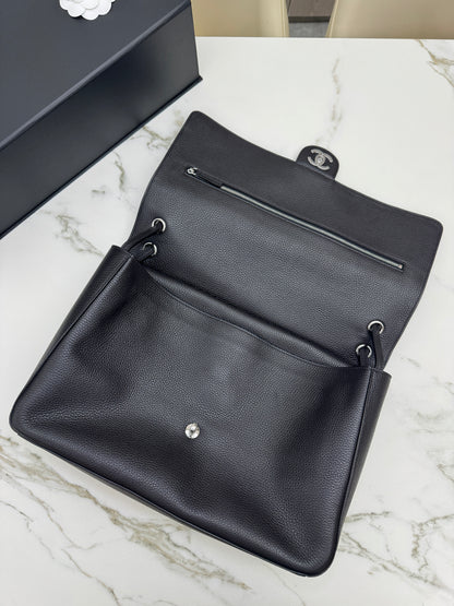 CHANEL Maxi Flap 大號38cm 黑銀