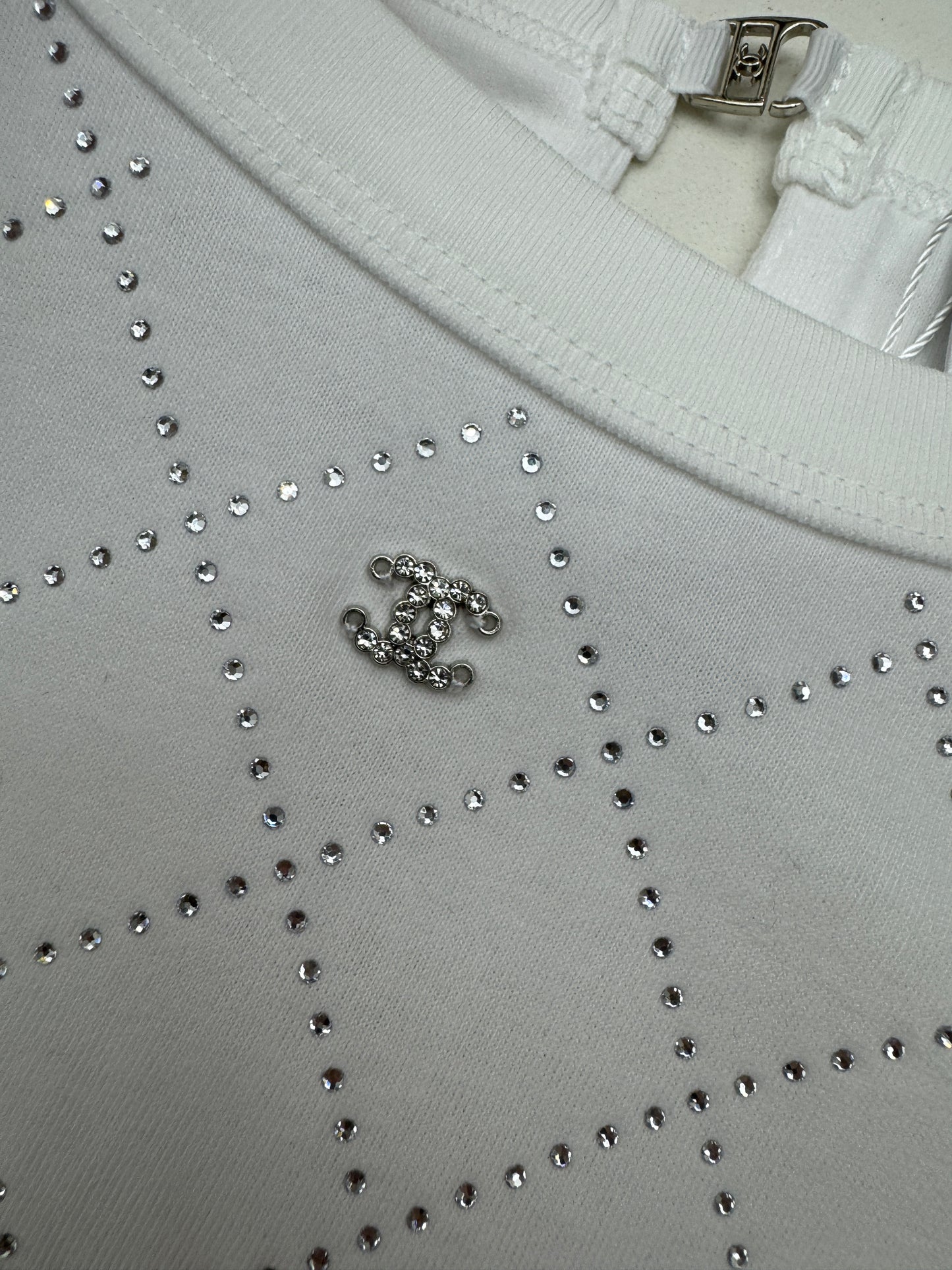 CHANEL 25S 燙鑽短袖Tee 白色
