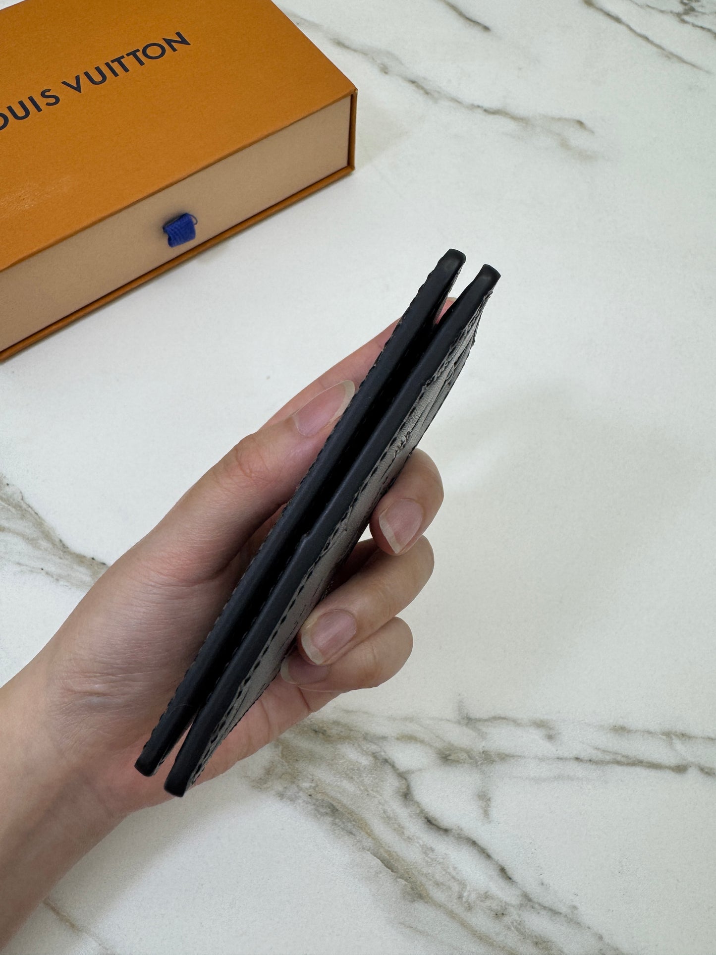 LV Pocket Organizer 黑色滑皮款Monogram Shadow