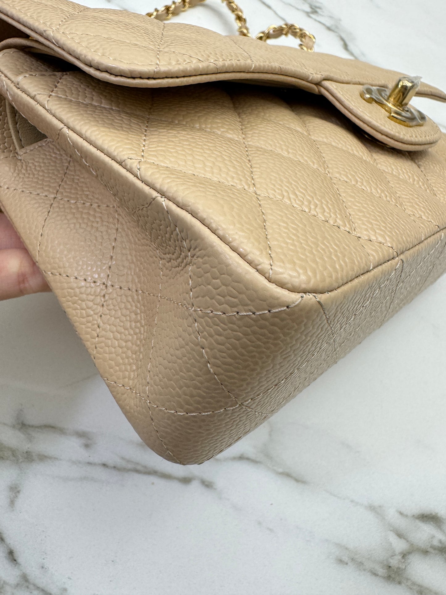 CHANEL CF23 Small 米杏色牛皮金扣 Beige Caviar Calfskin GHW