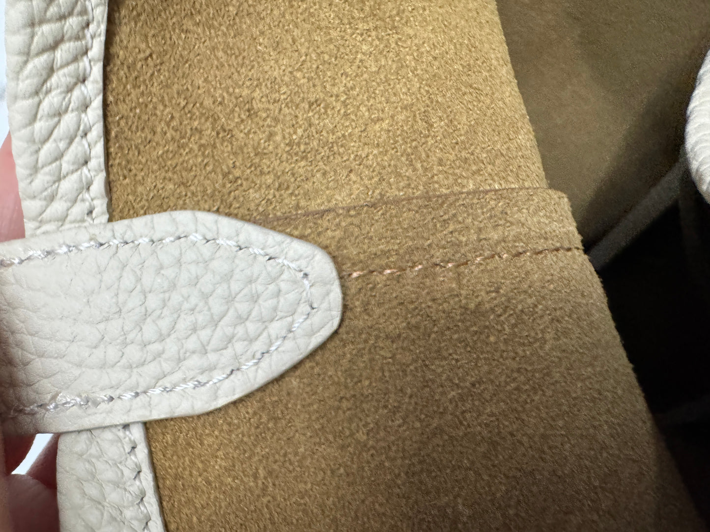 THE ROW N/S Park 奶白色 Medium