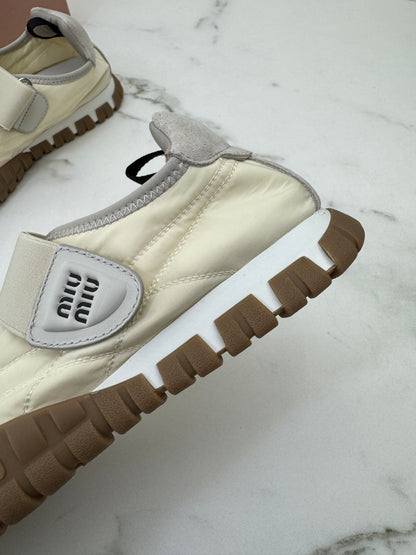 MIU MIU Tyre 魔術貼瑪麗珍運動鞋￼