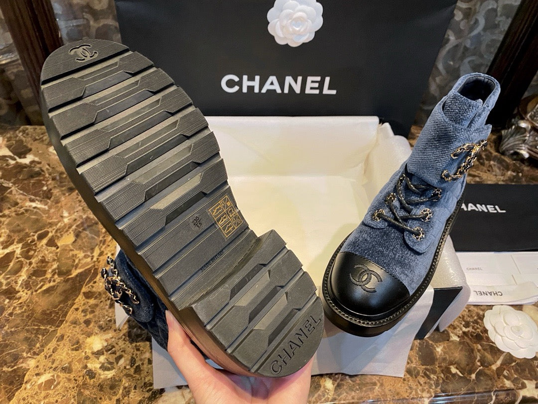 CHANEL 牛仔絲絨 菱格馬丁靴￼