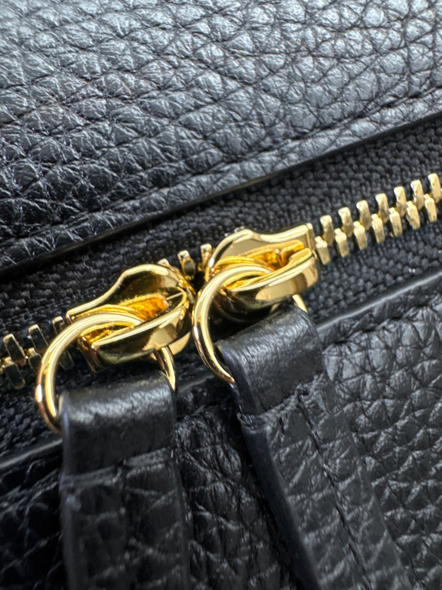 CHANEL 26A 荔枝紋LP盒子包 中號23cm