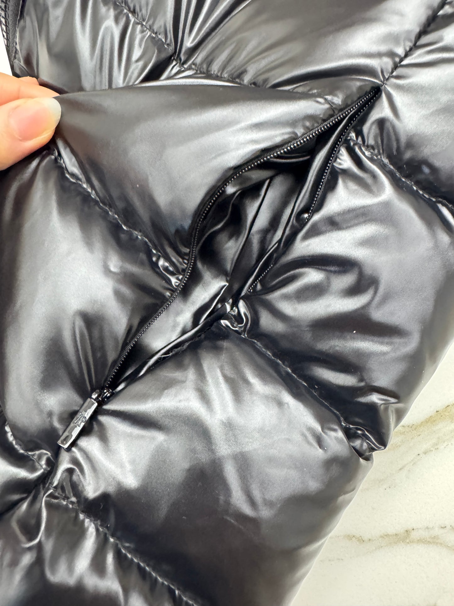 MONCLER Ghany Gilet 背心馬甲羽絨 Nylon Laque Down