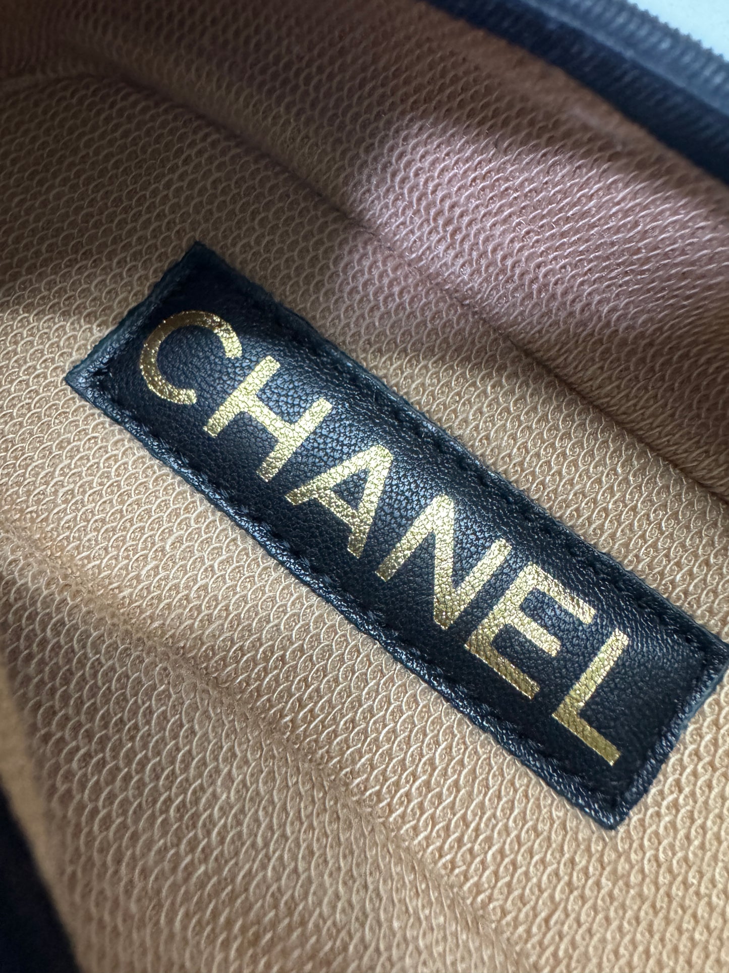 CHANEL 24A Mary Jane 平底小羊皮
