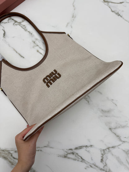 MIU MIU Ivy Tote 帆布 Regular Size