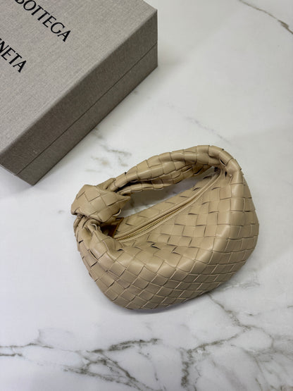 BV Mini Jodie 燕麥色 Porridge