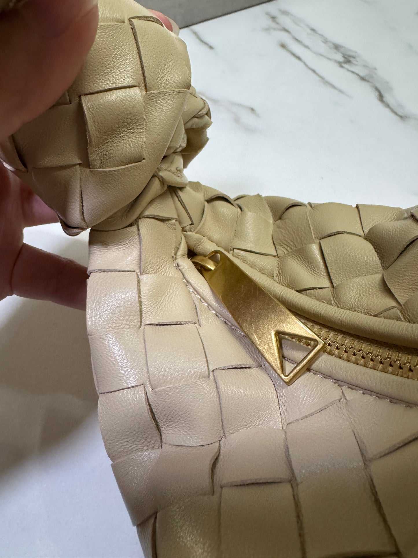 BV Mini Jodie 燕麥色 Porridge