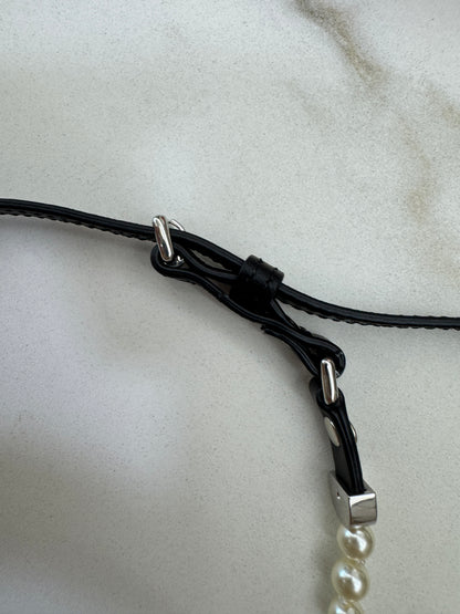 MIU MIU 珍珠皮帶項鏈 Choker