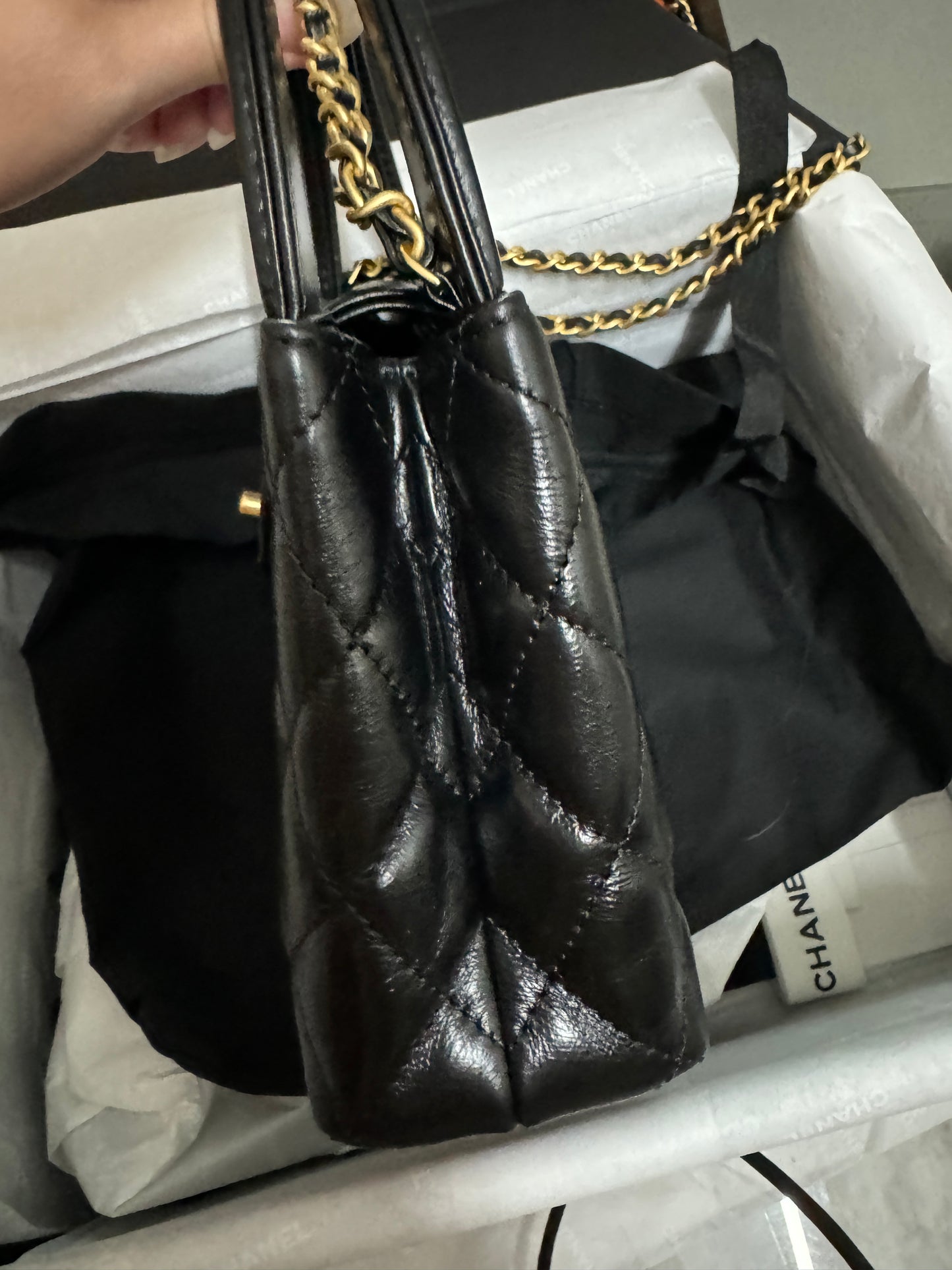 CHANEL 23K Kelly Nano Black