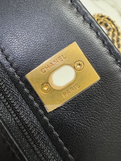 CHANEL 金球woc